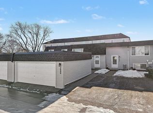 3686 Conroy Ct, Inver Grove Heights, MN 55076