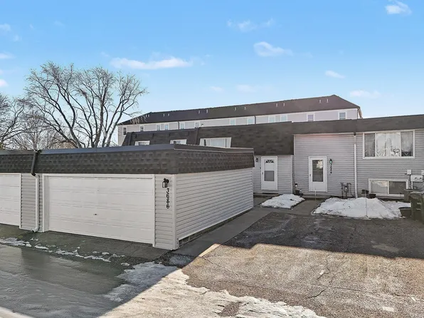 3686 Conroy Ct, Inver Grove Heights, MN 55076