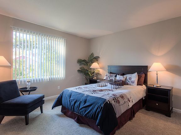 4th image of 6566 Cotton Wood Cir APT F