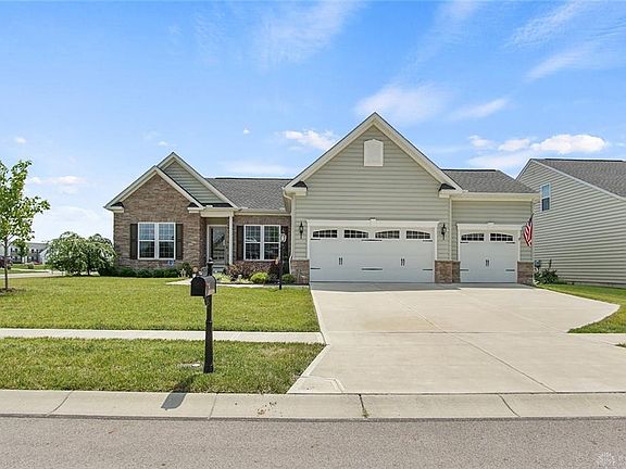 2nd image of 2570 Blueflag St