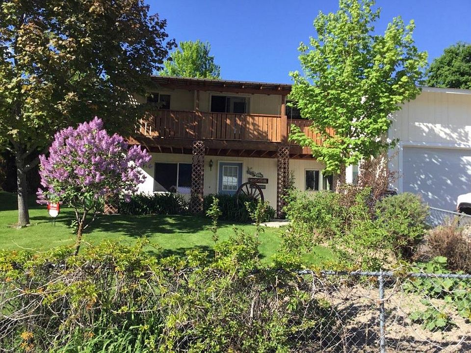 1st image of 860 Dakota Ave