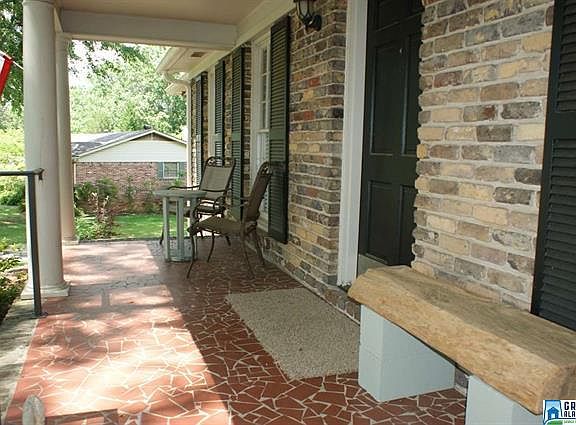 3rd image of 3237 Oriole Dr