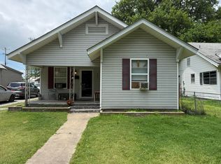 303 G St NE, Miami, OK 74354