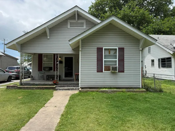 303 G St NE, Miami, OK 74354