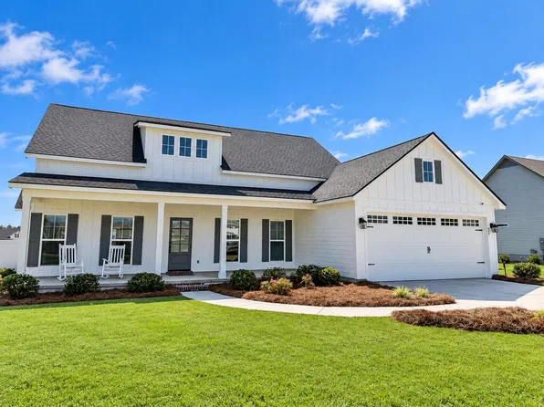 26 Waters Edge Way, Tifton, GA 31793