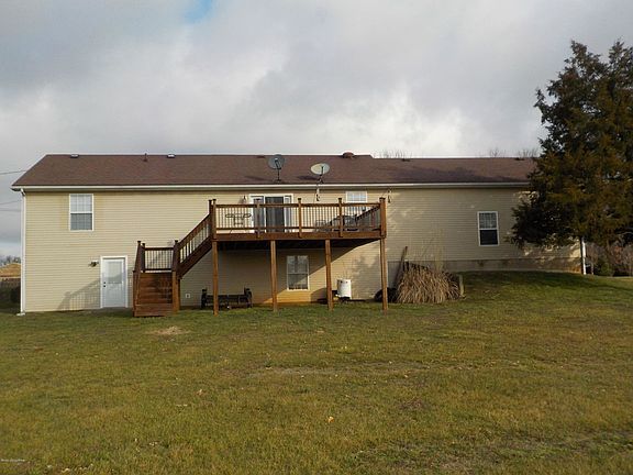 4th image of 160 Freedom Ct