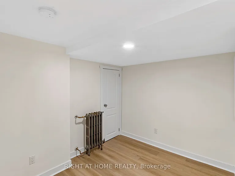 477 Montrave Ave #1 — Photo 10