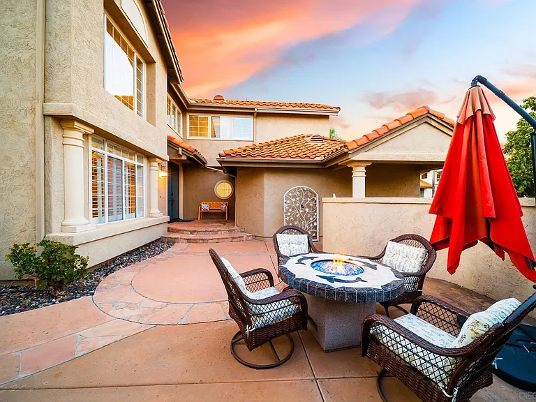 18106 Chieftain Ct — Photo 48