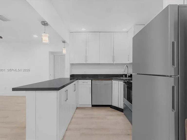 5220 SW 6th St — Photo 25