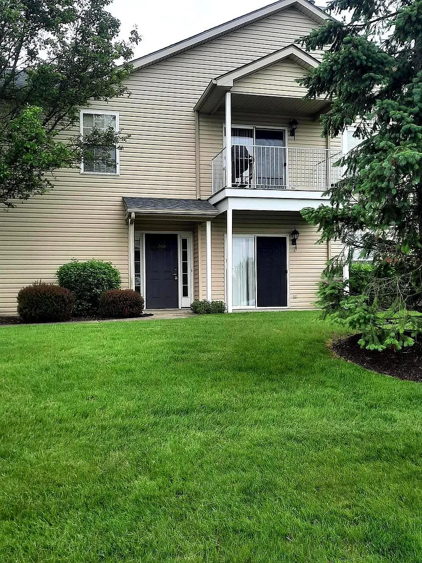 2 bed, 1226 sqft, $1,695 — Photo 3