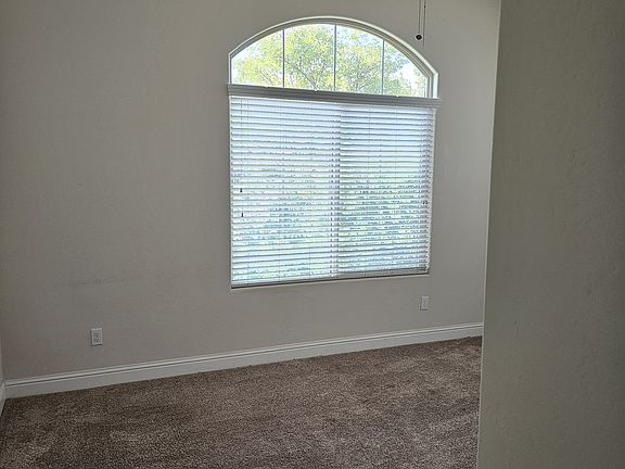 Room 1
6x6 window looking out toward the front yard.