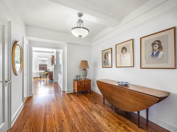315 East 68th Street image 1 of 15