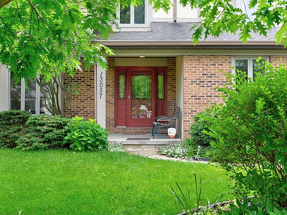 3rd image of 13057 Oakmere Dr