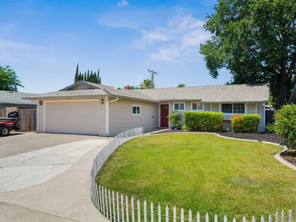 5633 Revelstok Dr, Sacramento, CA 95842