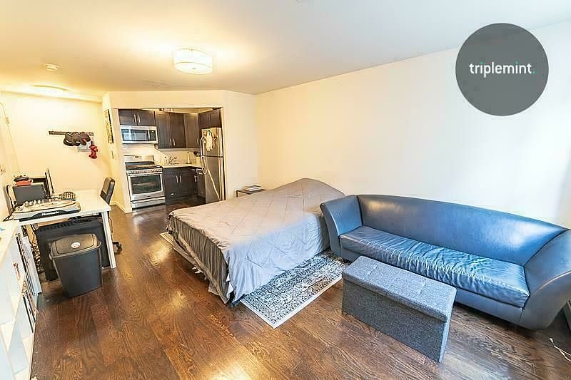 2nd image of 147 W 143rd St #3CC