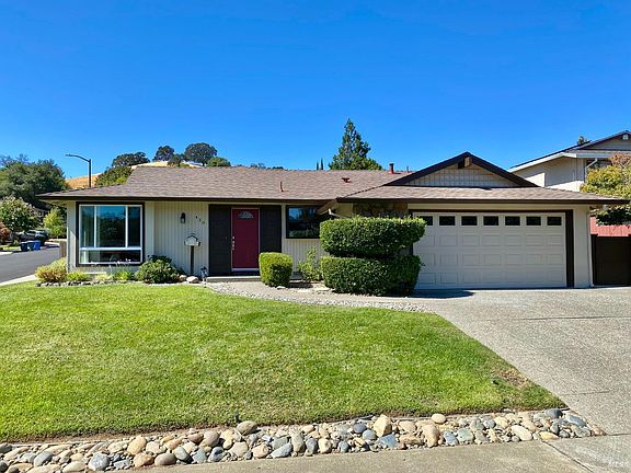 3rd image of 430 Alamo Drive