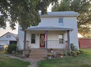 3060 N Leaf River Rd, Mount Morris, IL 61054