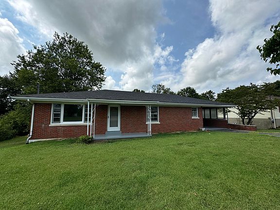 3rd image of 114 Hill N Dale Dr