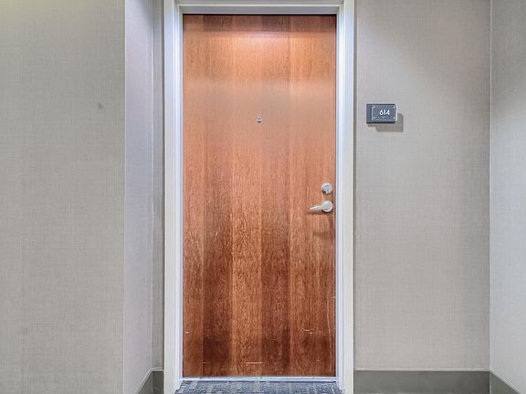 3rd image of 1700 Bassett St #614L