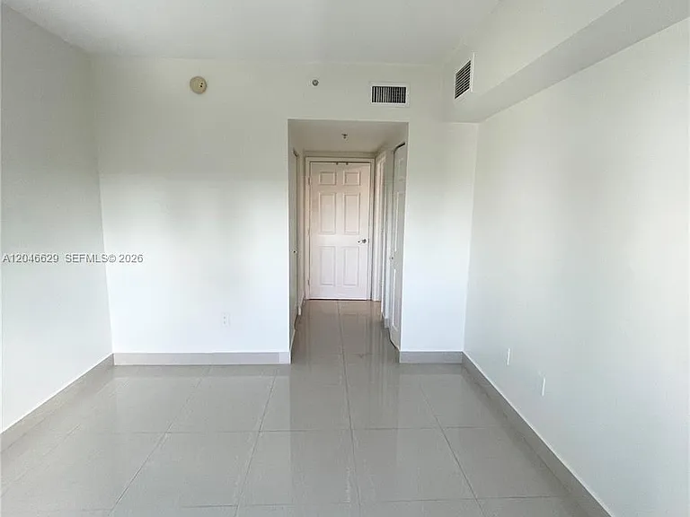 1723 SW 2nd Ave #801 — Photo 7
