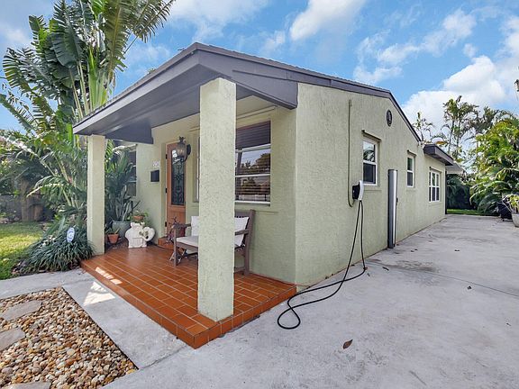 3rd image of 630 Glenridge Drive