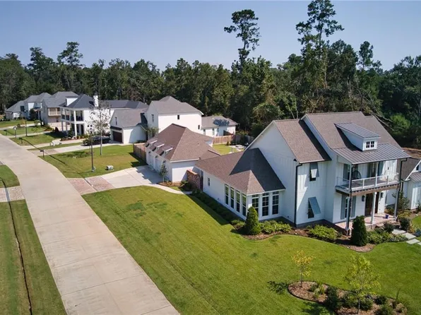 1388 River Club Dr, Covington, LA 70433