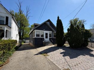 6210 Amboy Rd, Staten Island, NY 10309