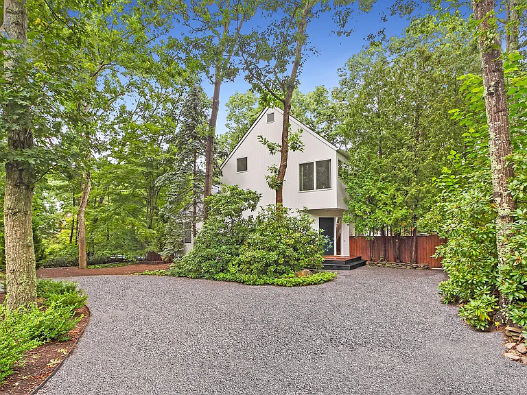 4 Foxglove Rd — Photo 20