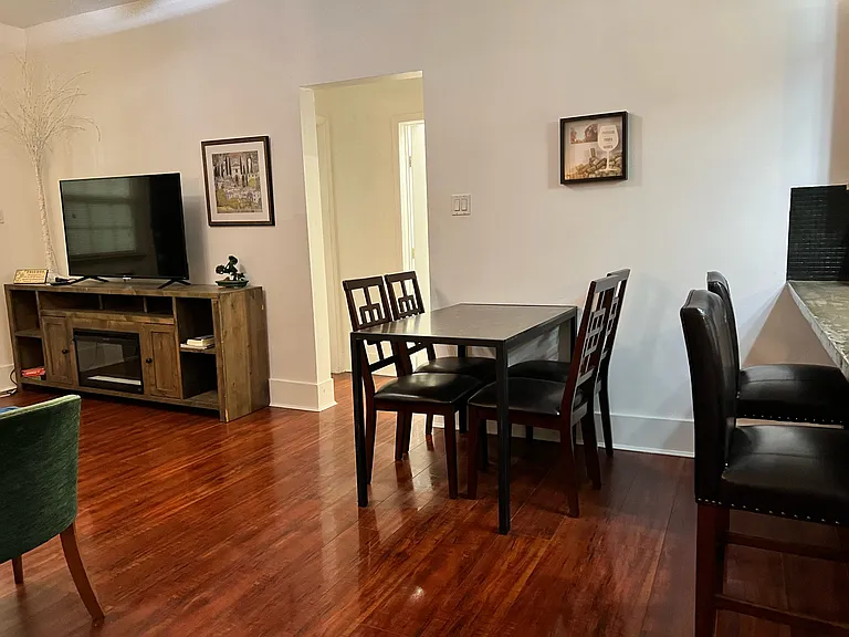 1602 Francis St #2 — Photo 2