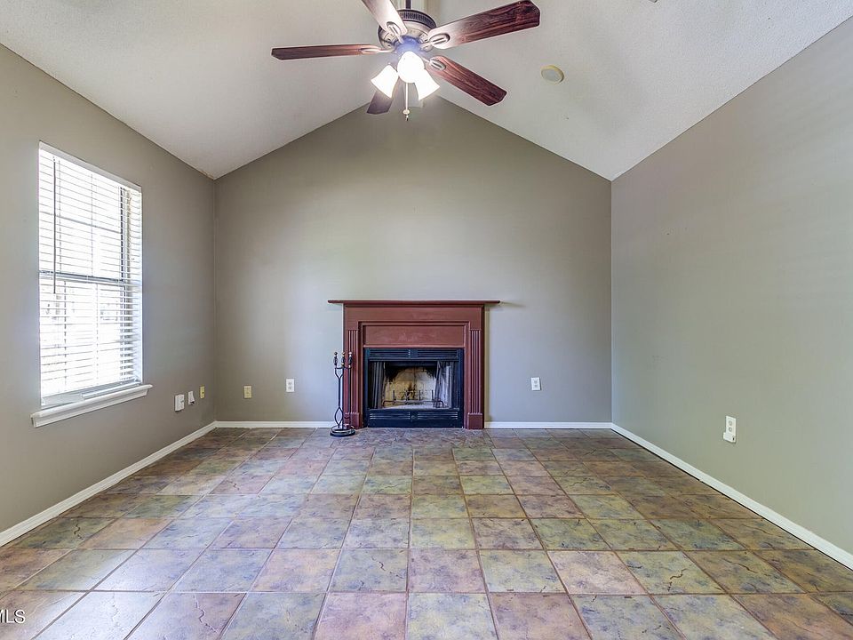 2nd image of 12305 Windward Dr