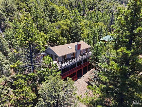 2nd image of 1420 Dogwood Way