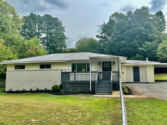 3rd image of 351 Rainbow Dr