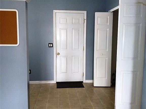 4th image of 1293 6th Ave
