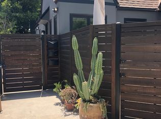 8844 Rosewood Ave #B, Los Angeles, CA 90048