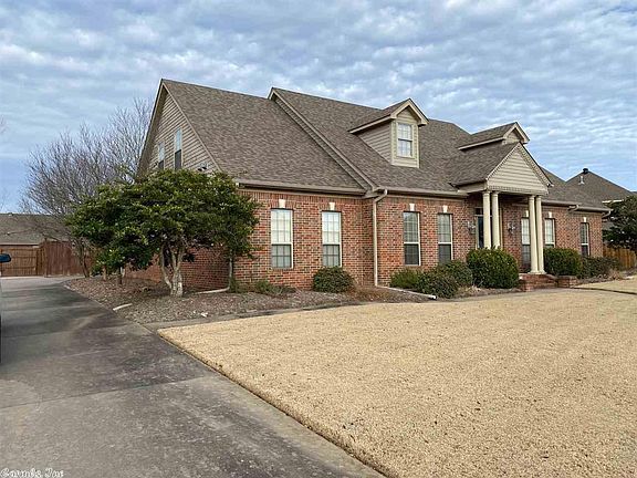 3rd image of 4820 Park Place Dr