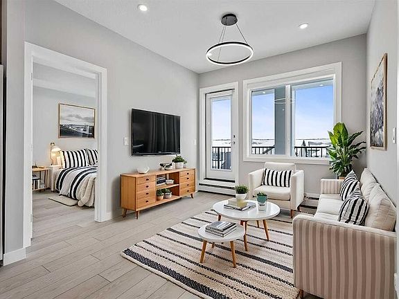 4th image of 6 Merganser Dr W