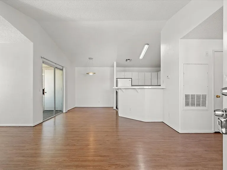 7909 Fossil Creek Ln #204 — Photo 3
