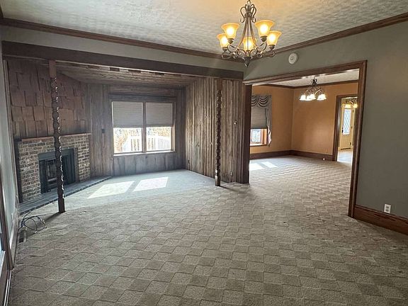 5th image of 1091 Big Bear Rd