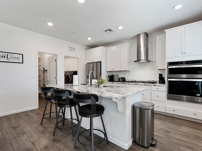 5303 Canter Ln — Photo 24