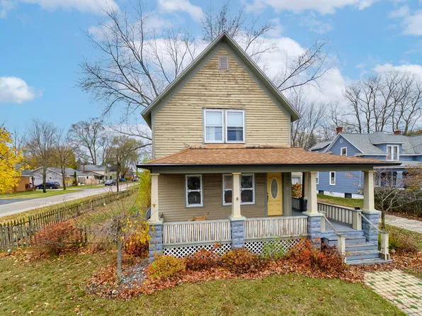 2208 Nelson St, Manistee, MI 49660