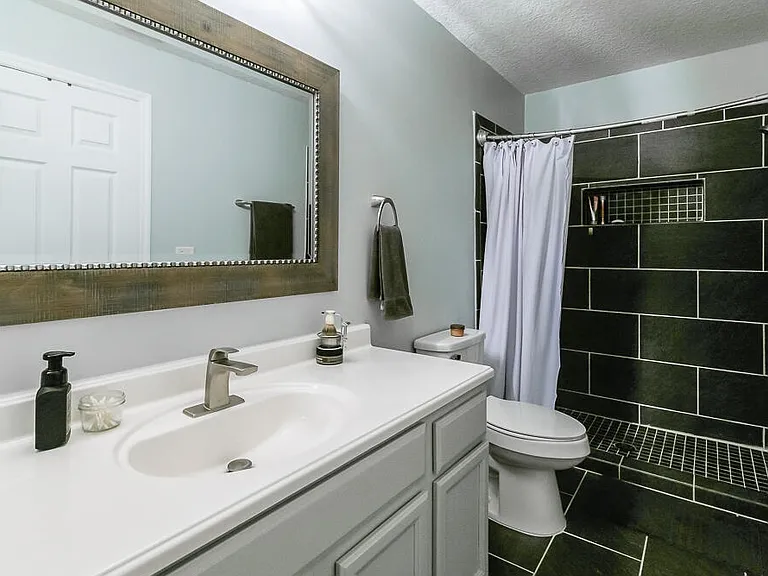 1468 Pitney Cir — Photo 7