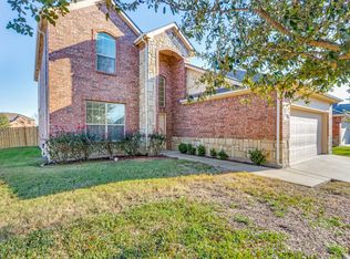 212 Clydesdale St, Waxahachie, TX 75165