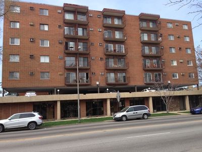 7830 W North Ave APT 410, Elmwood Park, IL, 60707