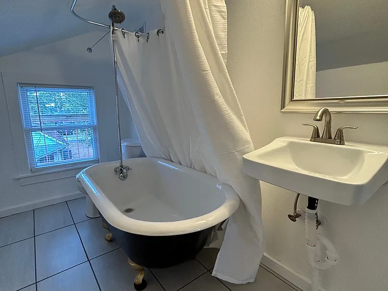 407 Magnolia St #2 — Photo 5