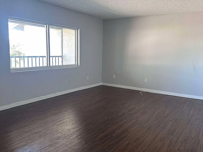 9847 Seminole Blvd — Photo 10