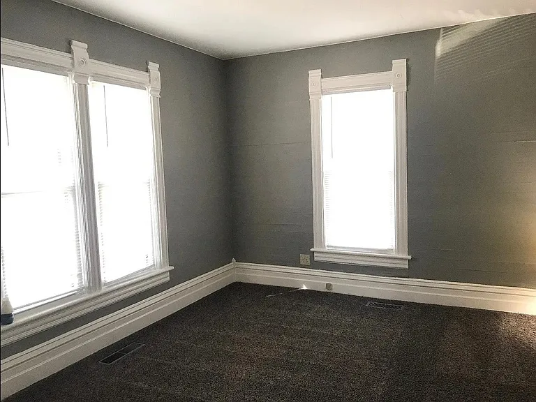 133 Gurler St — Photo 4