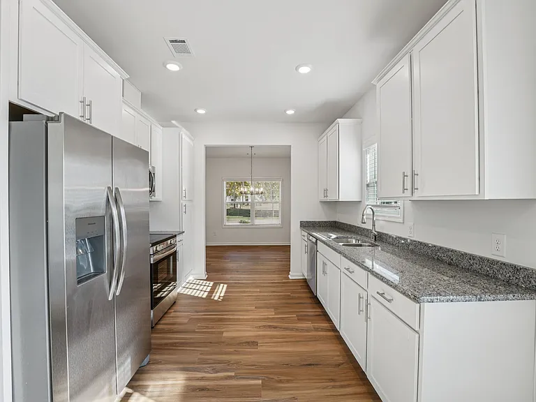 Quinn Residences at Dorchester Place — Photo 190
