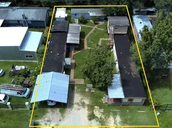 21061 Brazos Dr, New Caney, TX 77357