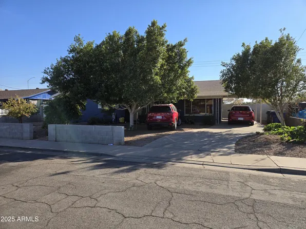 215 W JUNIPER Street, Mesa, AZ 85201