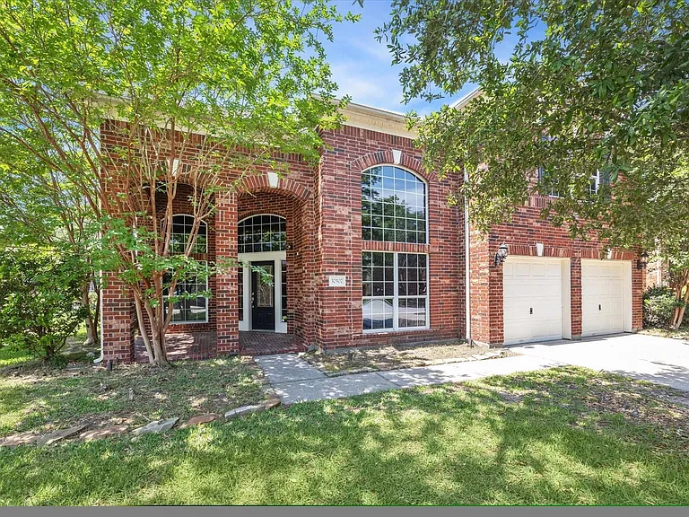 30507 Russell Point Dr — Photo 3